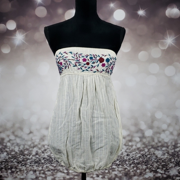 Anthropologie Tops - Floral Embroidered Boho Strapless Blouse